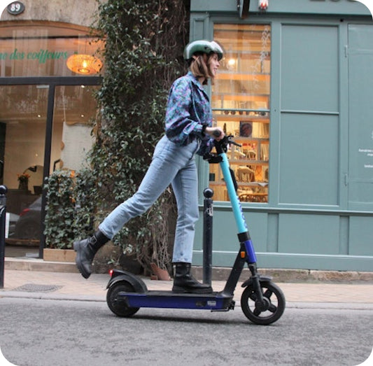 Rouler en toute sécurité sur différents terrains avec votre trottinette électrique